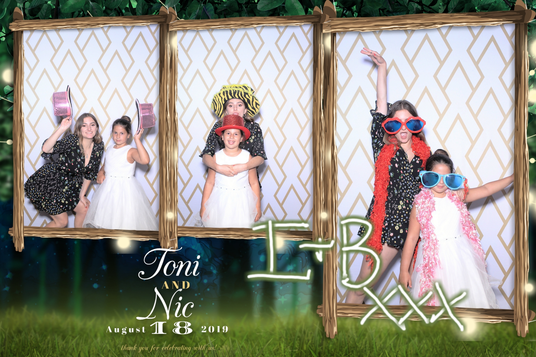Toni and Nic | View more photos from the event at gallery.blissbooth.co.uk/u/BlissBooth/Toni-and-Nic